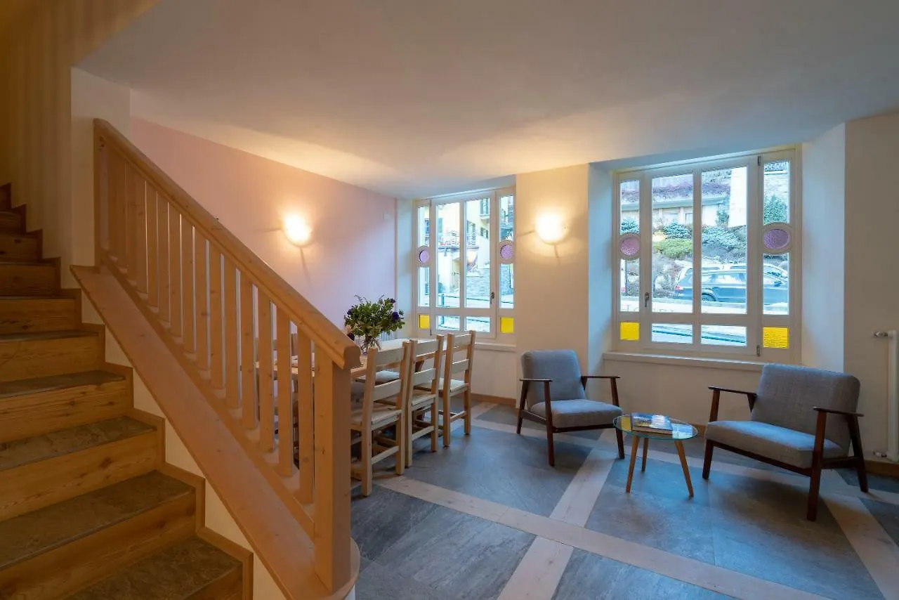 Hotel Marzia Lounge Bormio 0*,  Italia